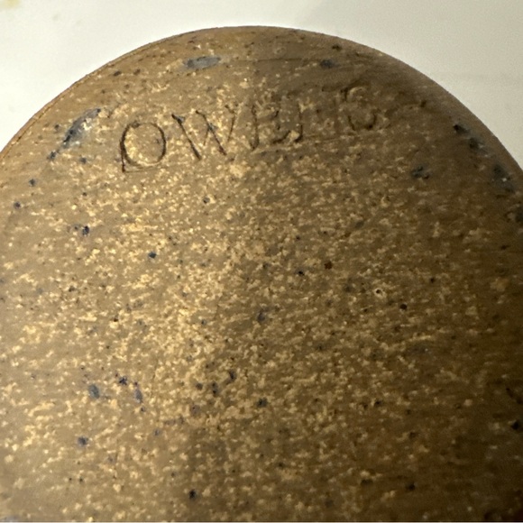 Vintage OWEN’S JugTown Pottery Bud Vase Vessel Speckled Brown Tan Marked On Base - Picture 3 of 8